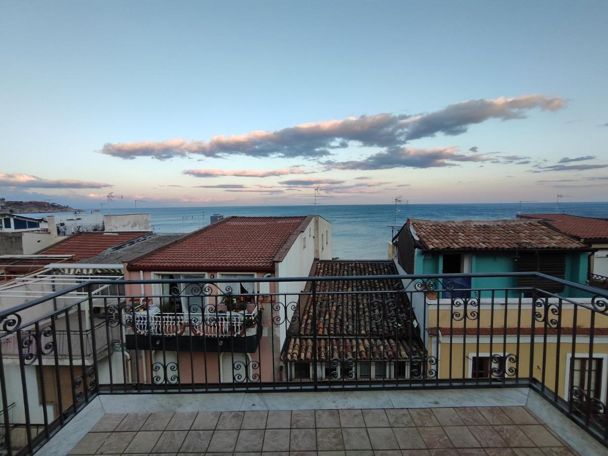 Sicily Travel Apartment'S 4 Джардини-Наксос Экстерьер фото